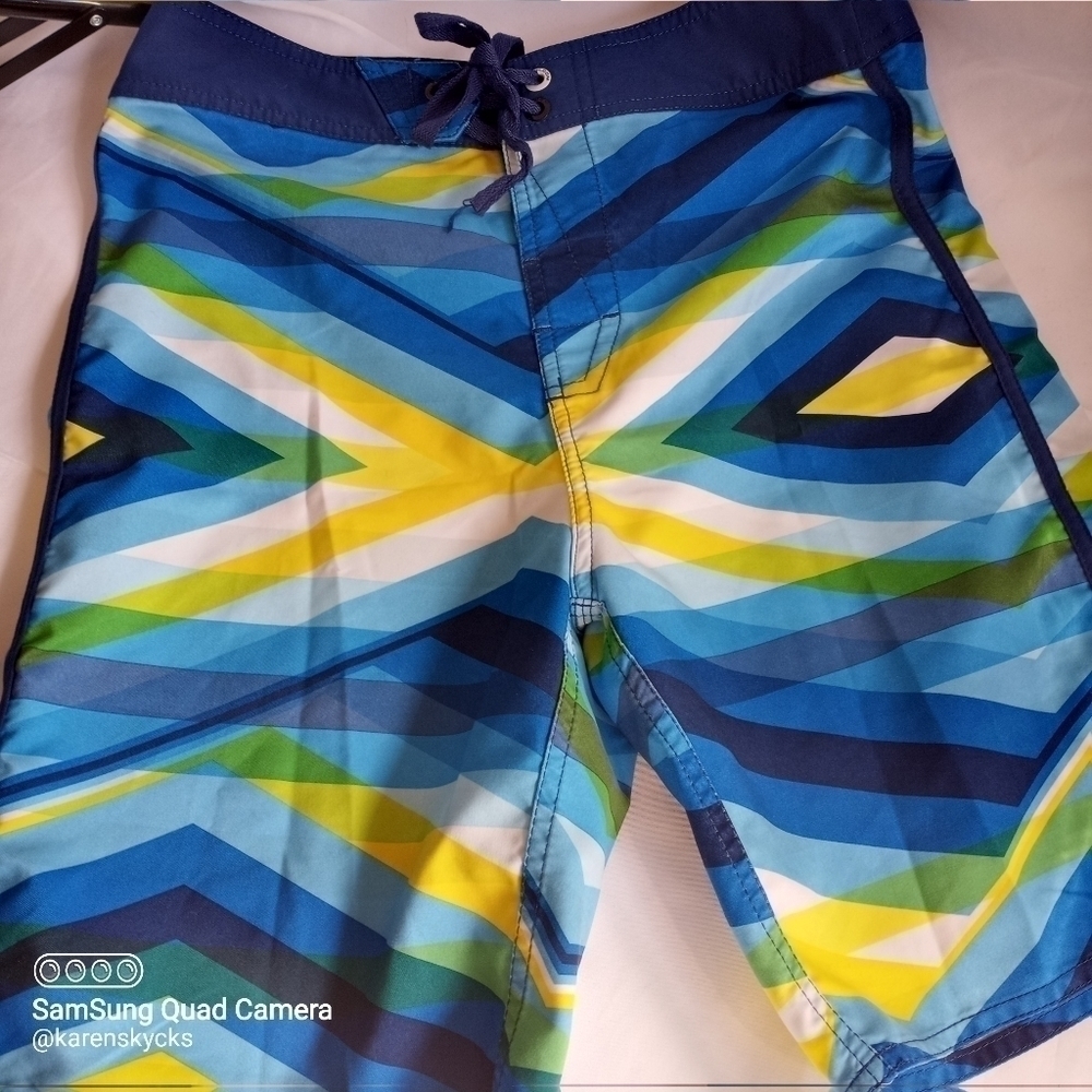 VOLCOM Board Shorts Men's Size 27
